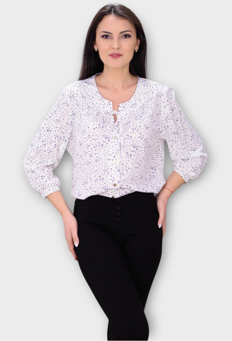 Bluza Alba cu Imprimeu Discret Negru si Nasturi Aurii